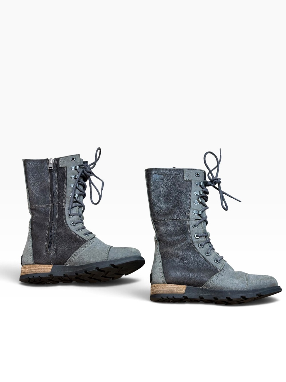 Ladies Sorel Major Maverick Grey and Black Mid Calf Lace Up Boots Size 5